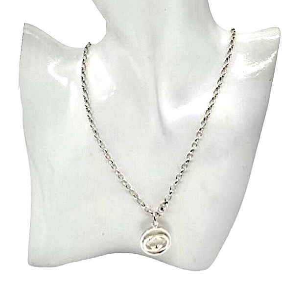 GUCCI Interlinked GG Sterling Silver Pedant on Open Link Chain 21 inches long - Picture 5 of 10